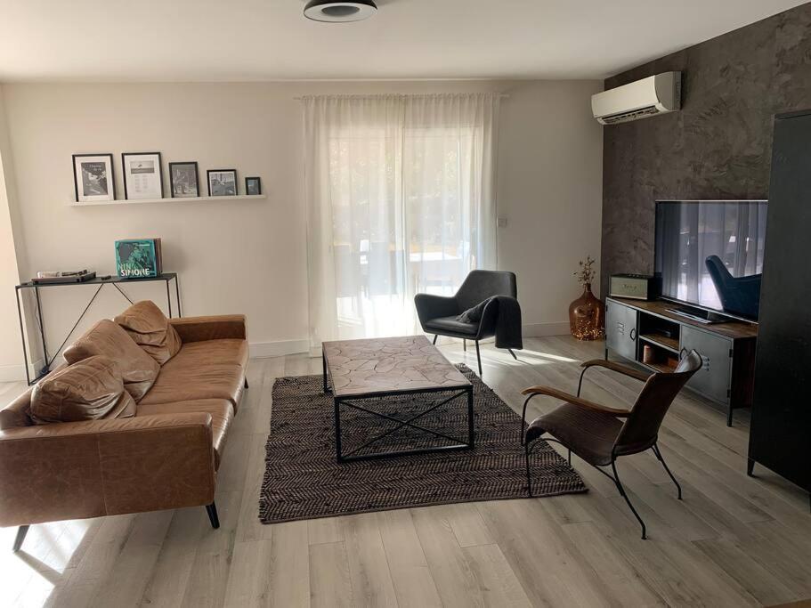 Villa Familiale 9 Pers Cabries Entre Aix Et Marseille 5 Min Gare Aix Tgv 15 Min Aeroport Mp ภายนอก รูปภาพ